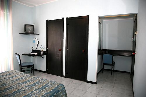Hotel Del Cavaliere Monteprandone Kültér fotó
