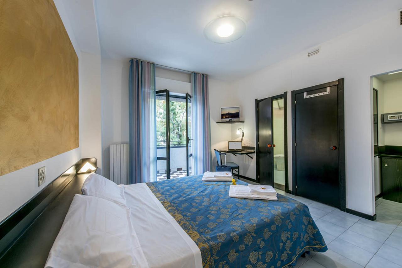 Hotel Del Cavaliere Monteprandone Kültér fotó